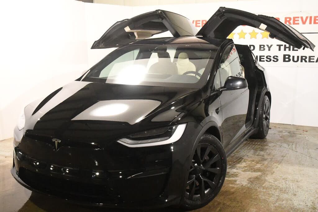 2023 TESLA Model X