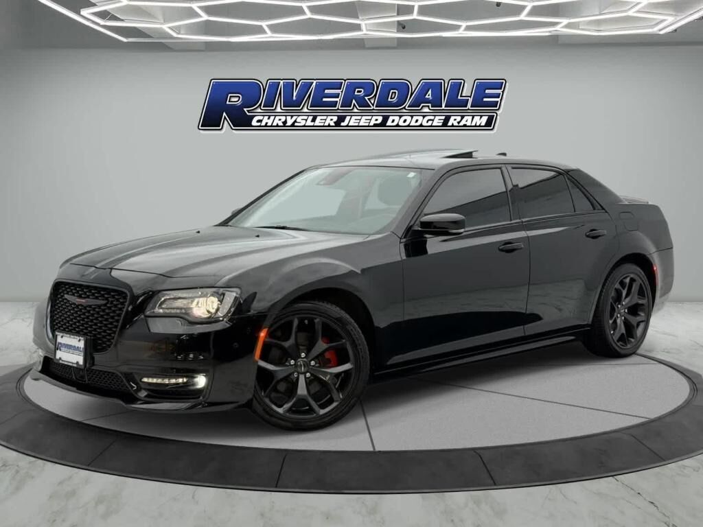 2023 CHRYSLER 300