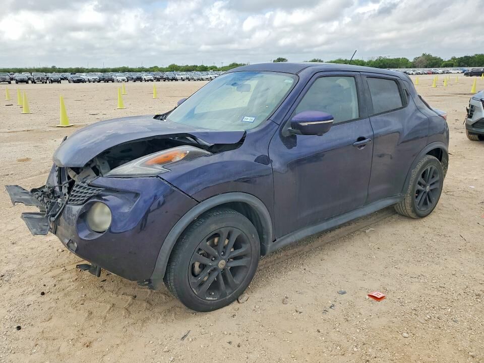 2015 NISSAN Juke