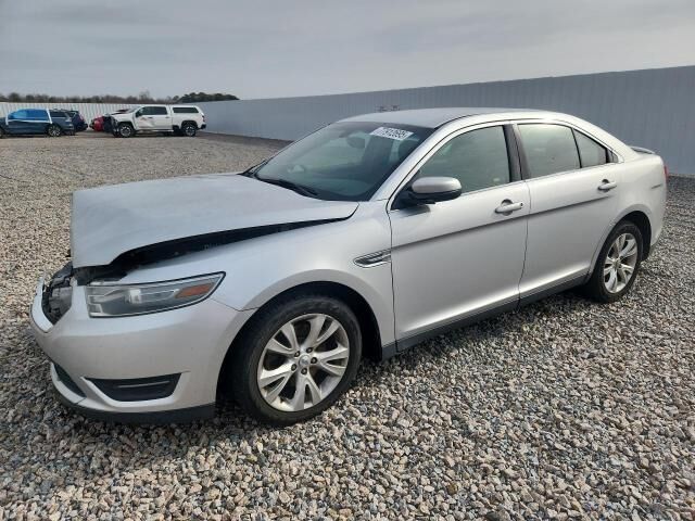 2013 FORD Taurus