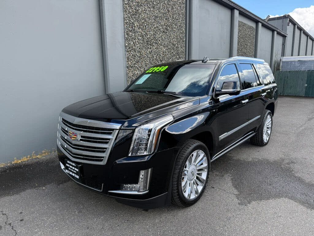 2016 CADILLAC Escalade