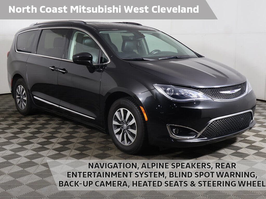 2020 CHRYSLER Pacifica