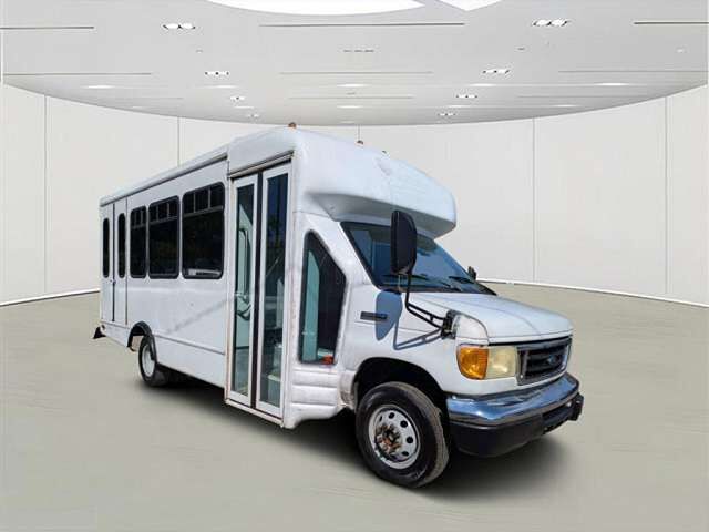 2006 FORD E-350