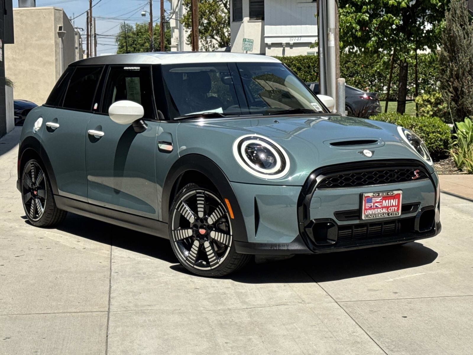 2023 MINI Hardtop