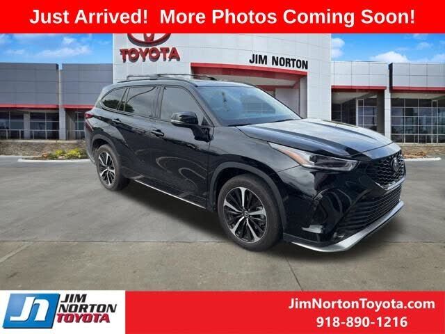 2022 TOYOTA Highlander