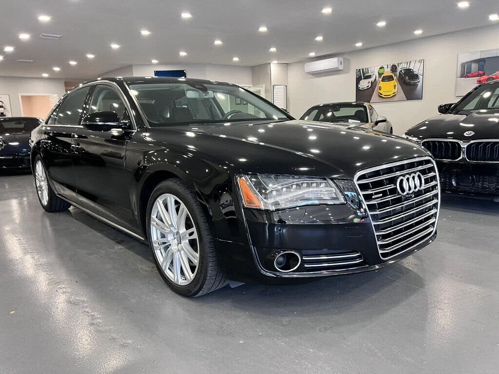 2014 AUDI A8