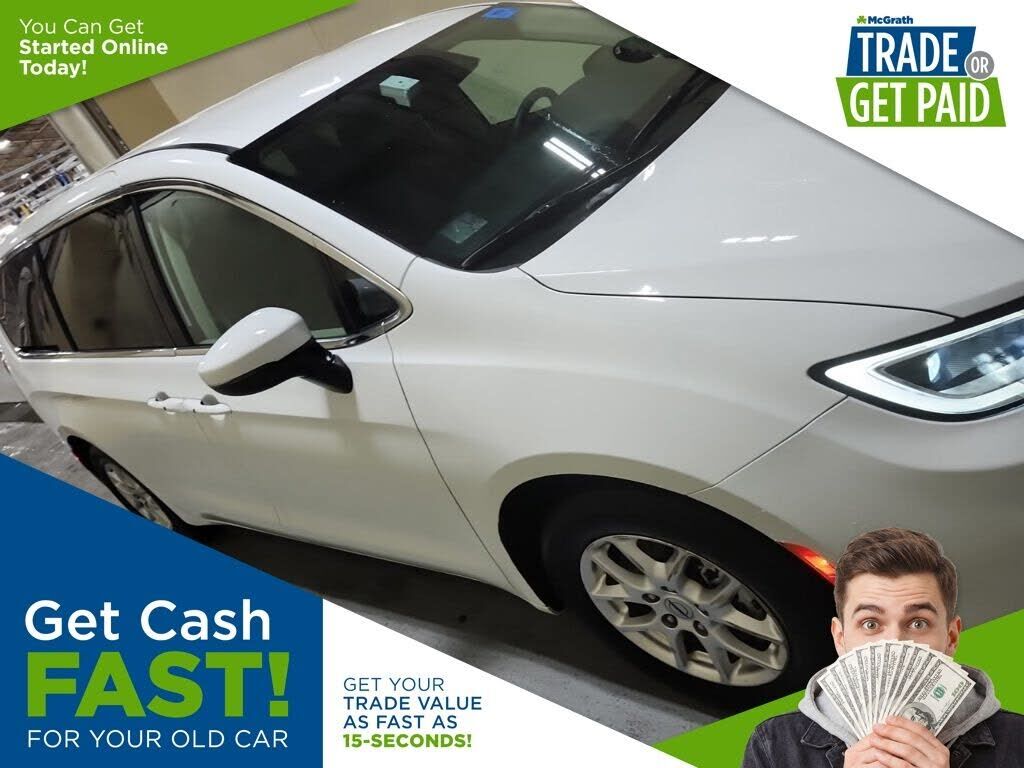 2023 CHRYSLER Pacifica