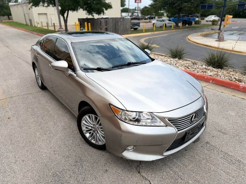 2015 LEXUS ES
