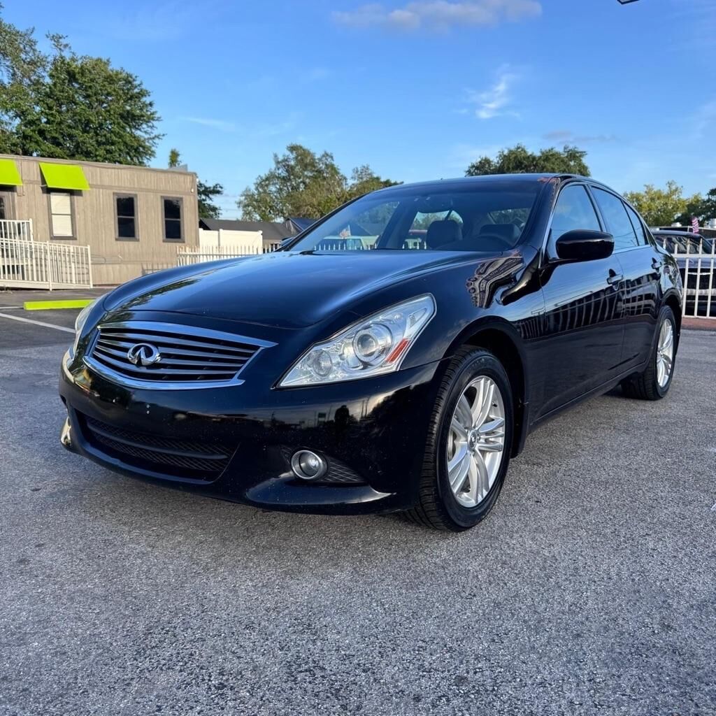 2011 INFINITI G25