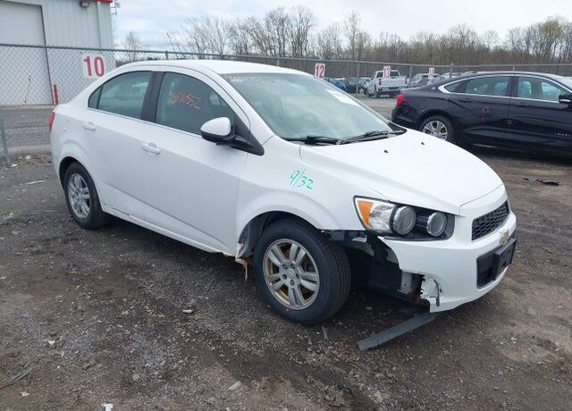 2015 CHEVROLET Sonic