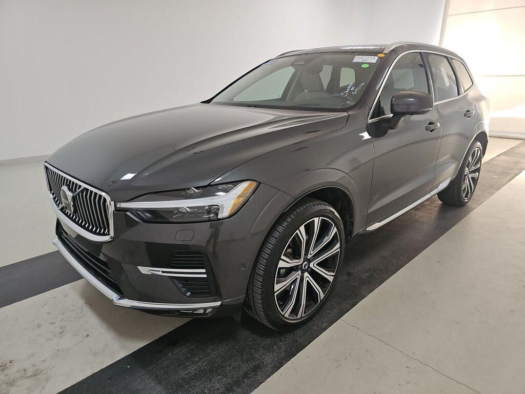 2023 VOLVO XC60