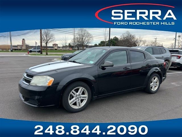 2013 DODGE Avenger