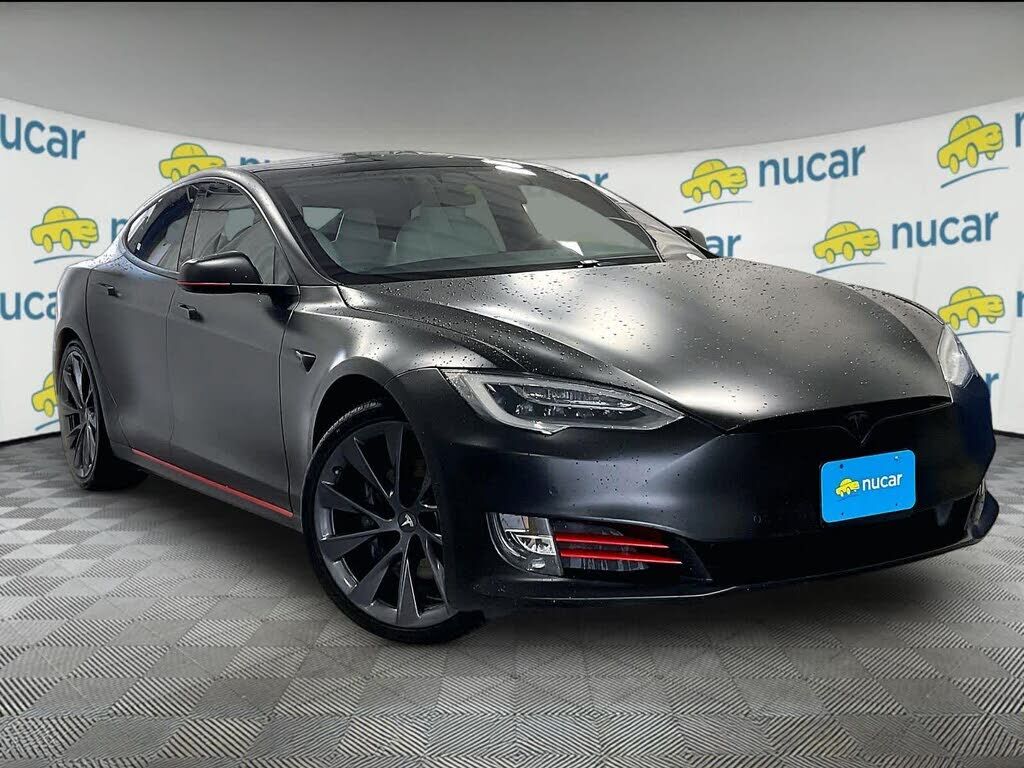 2020 TESLA Model S