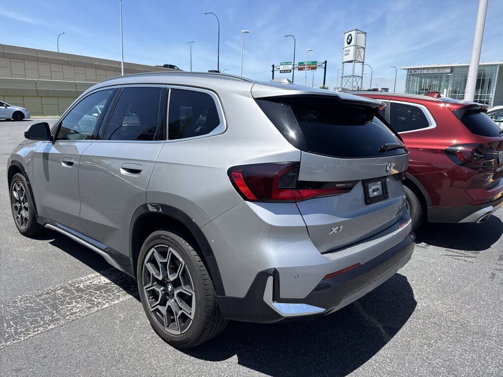 2023 BMW X1