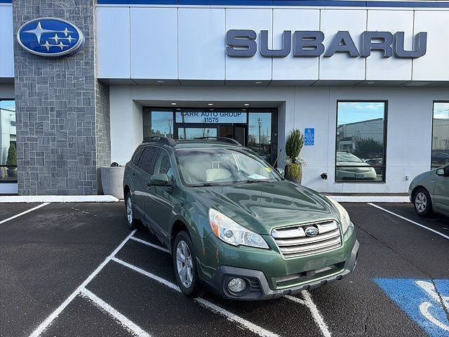 2013 SUBARU Outback