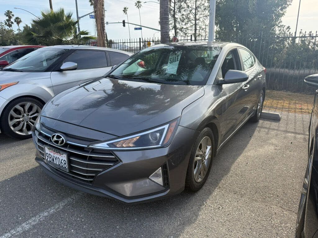 2019 HYUNDAI Elantra