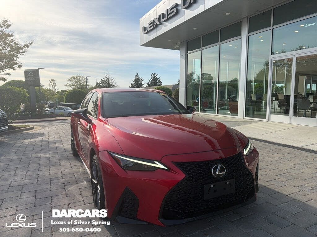 2024 LEXUS IS