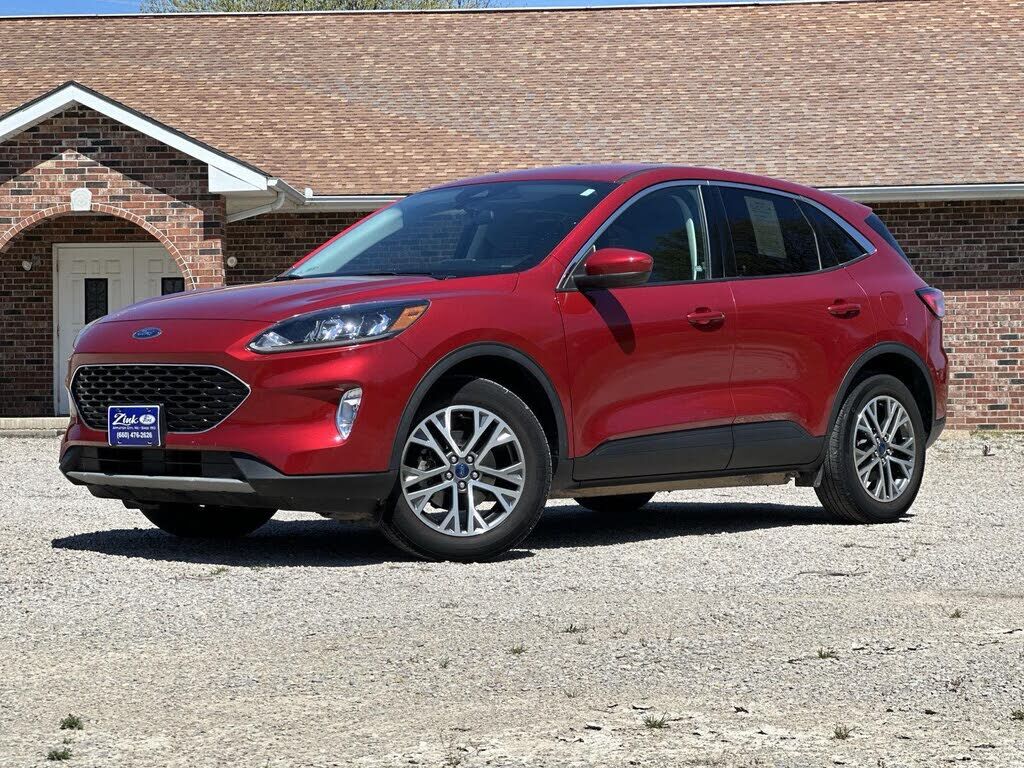 2022 FORD Escape