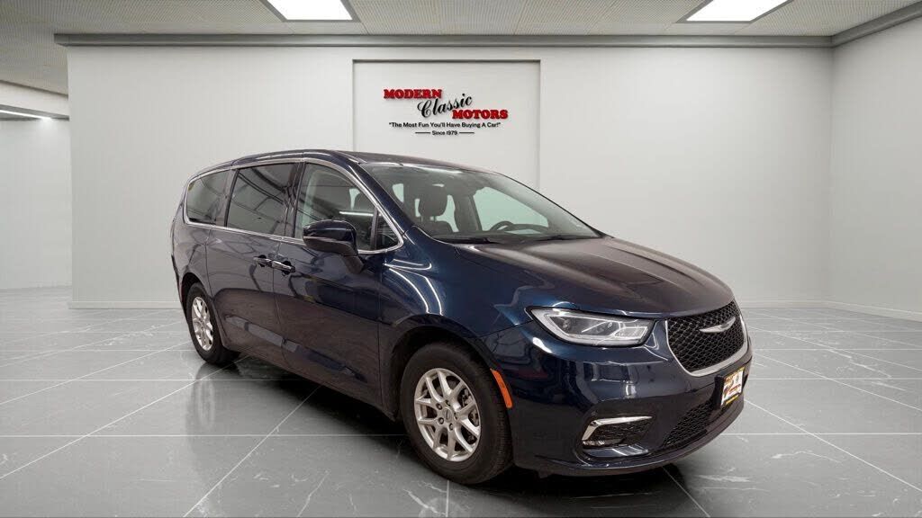 2023 CHRYSLER Pacifica