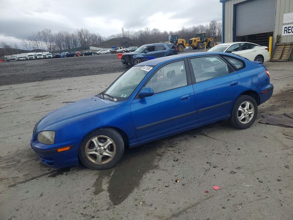 2004 HYUNDAI Elantra