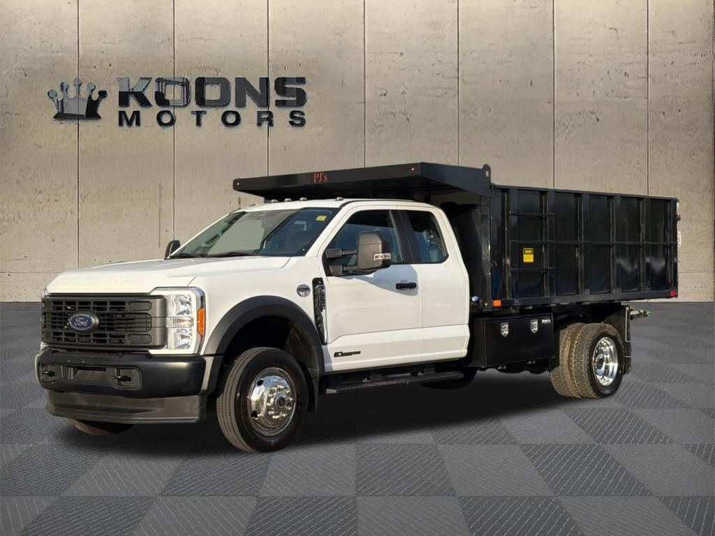2023 FORD F-550