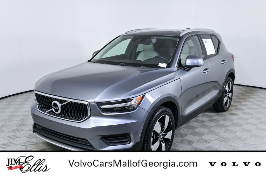 2019 VOLVO XC40