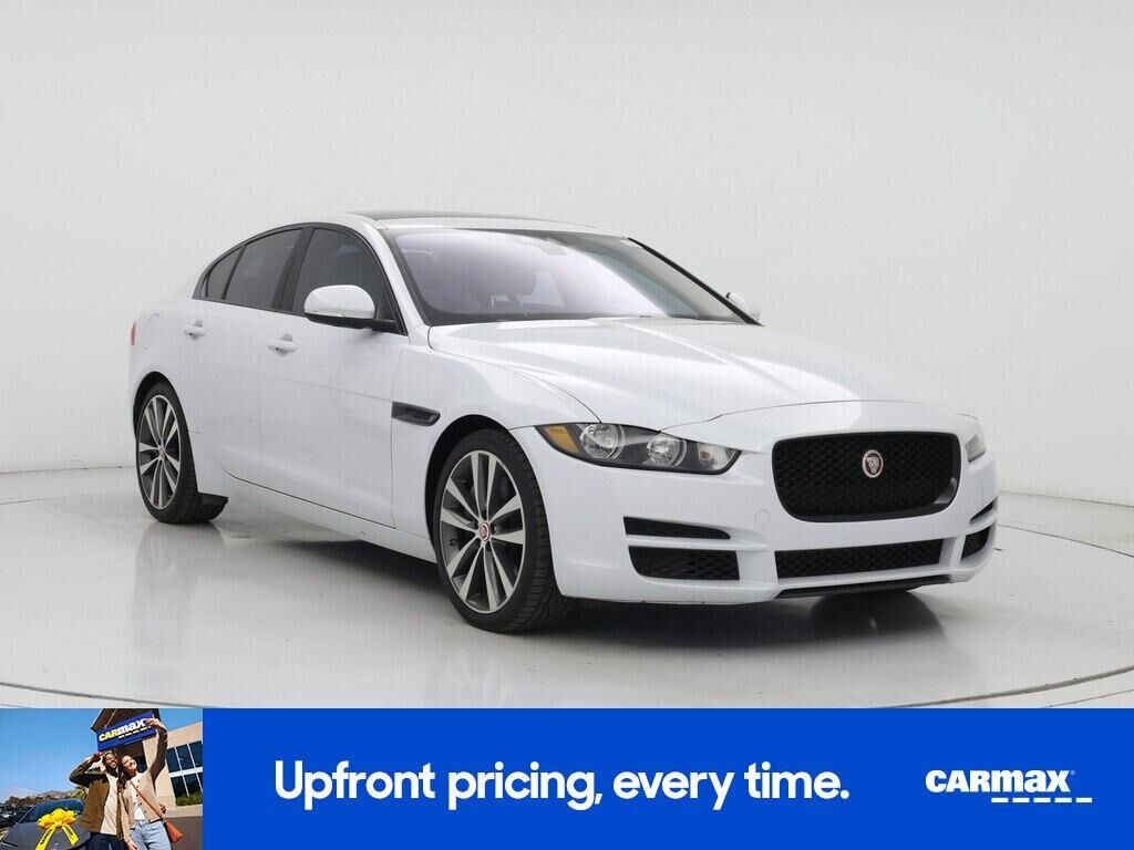 2017 JAGUAR XE