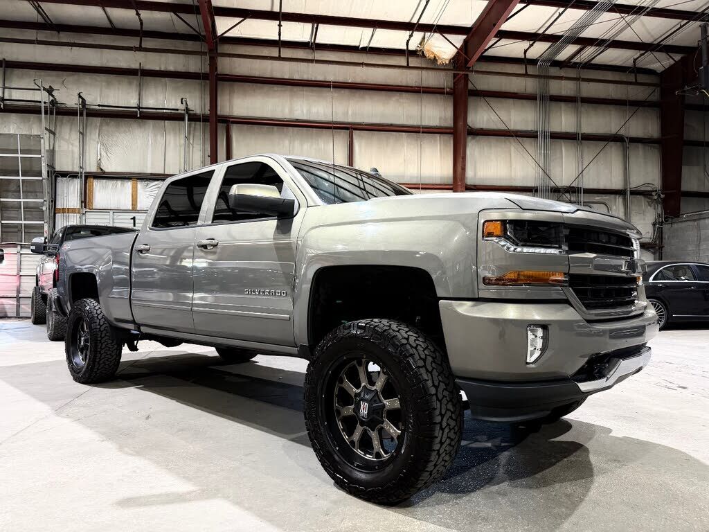 2017 CHEVROLET Silverado