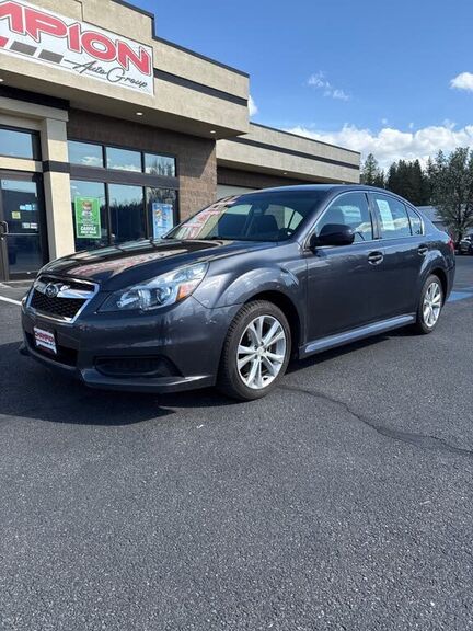 2013 SUBARU Legacy