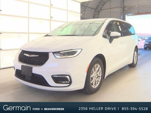 2023 CHRYSLER Pacifica