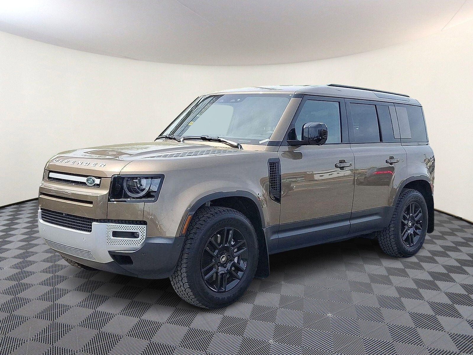 2025 LAND ROVER Defender