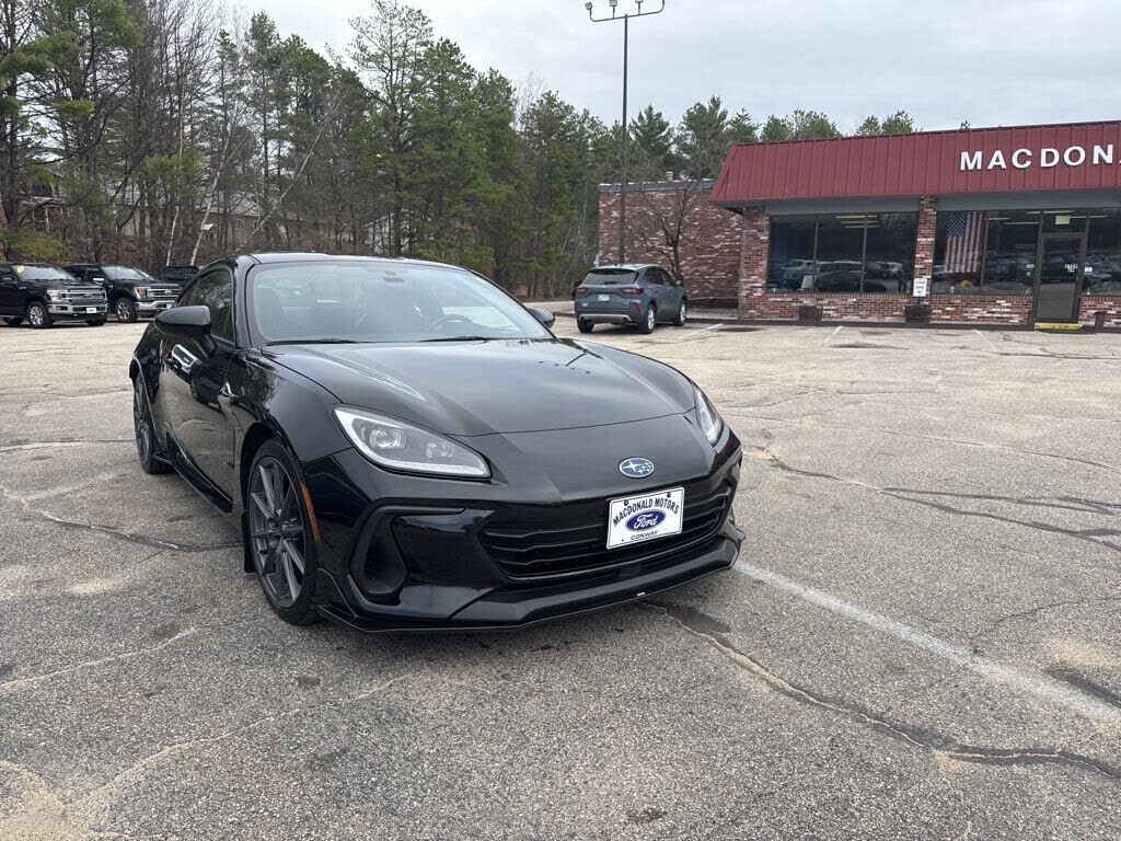 2024 SUBARU BRZ