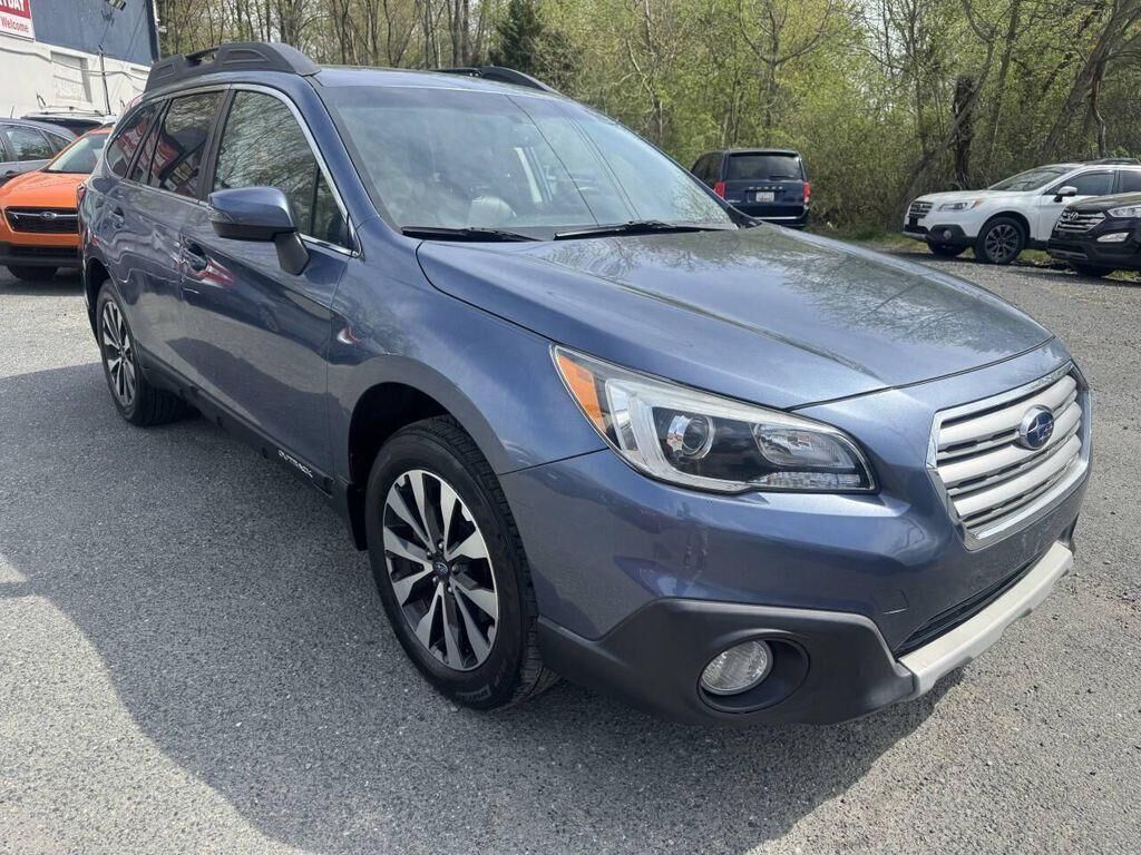 2016 SUBARU Outback