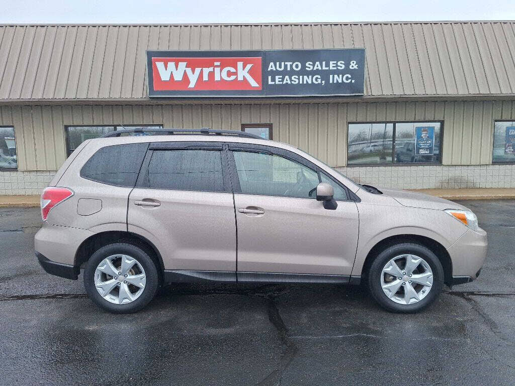 2015 SUBARU Forester