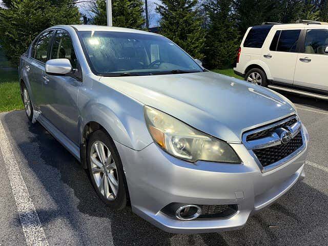 2013 SUBARU Legacy