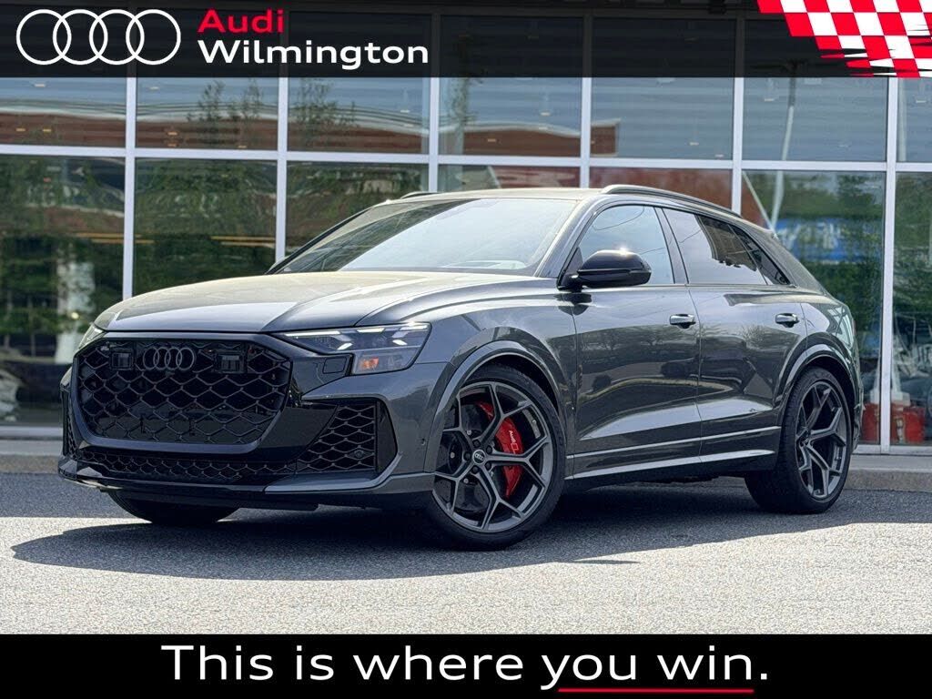 2025 AUDI RS Q8