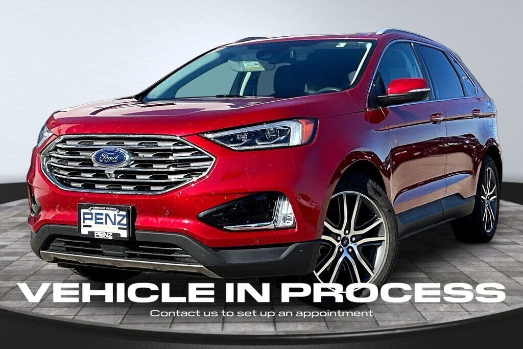 2022 FORD Edge
