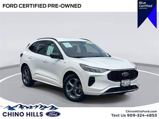 2024 FORD Escape