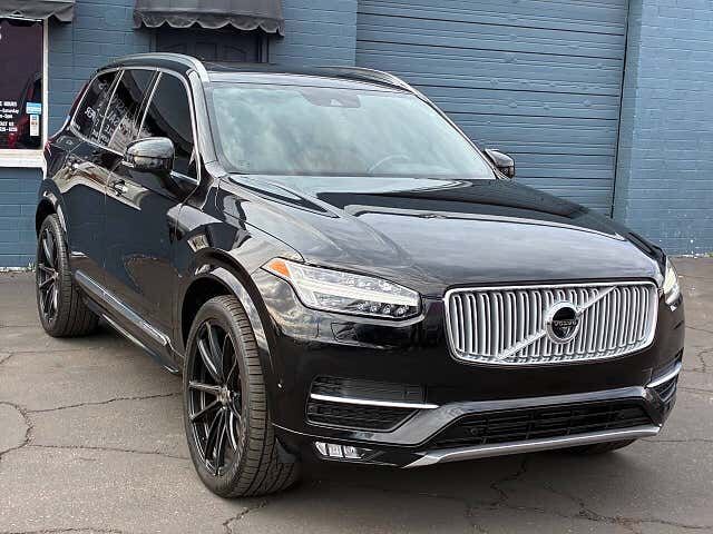 2018 VOLVO XC90
