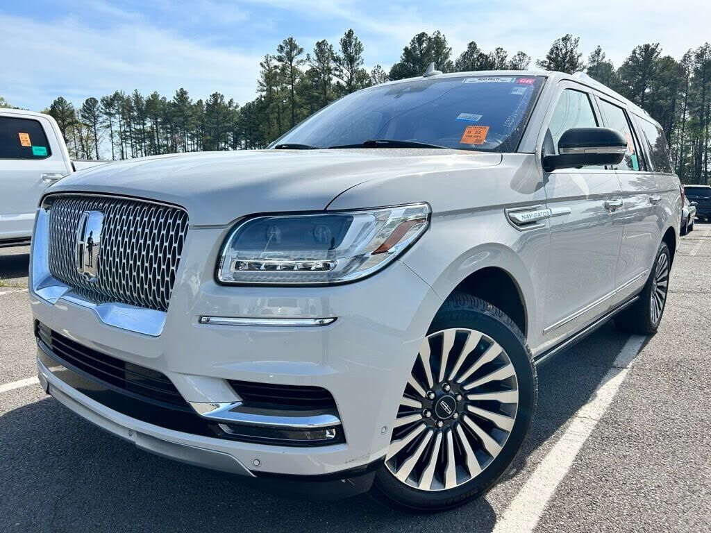 2019 LINCOLN Navigator L