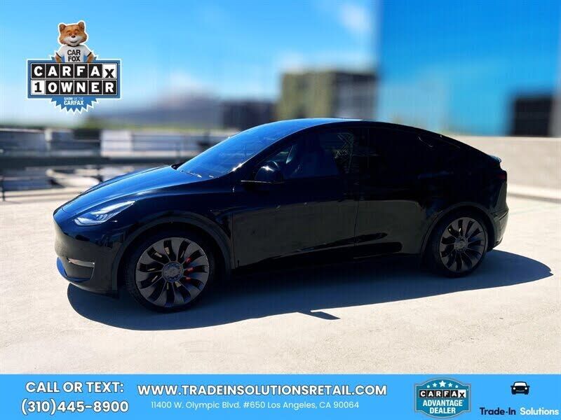 2020 TESLA Model Y