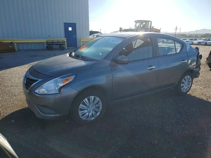 2018 NISSAN Versa