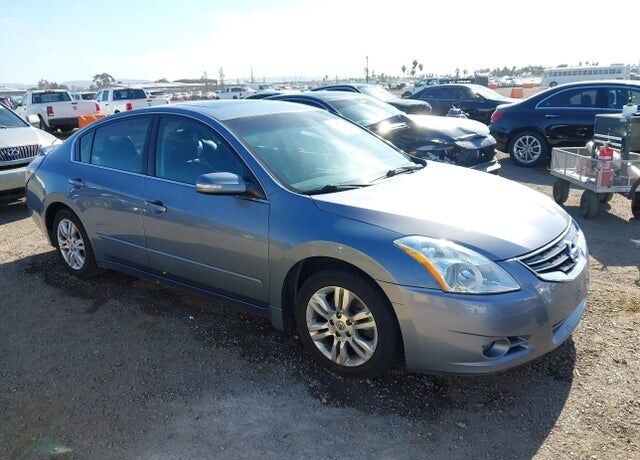 2011 NISSAN Altima
