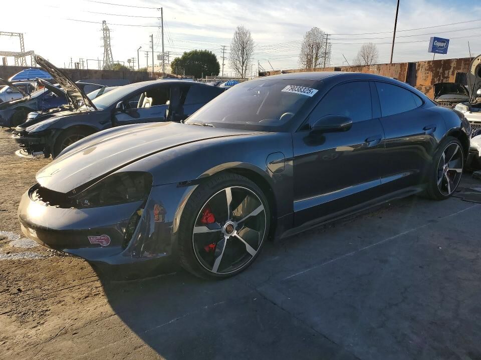 2021 PORSCHE Taycan