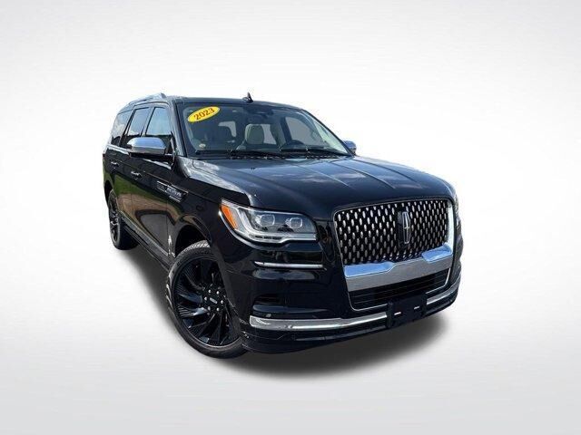 2023 LINCOLN Navigator