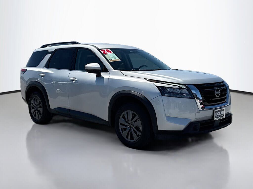 2024 NISSAN Pathfinder