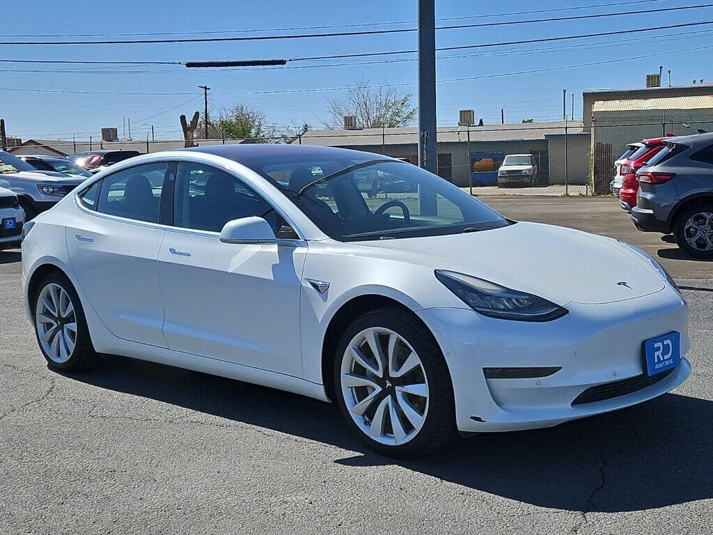 2018 TESLA Model 3