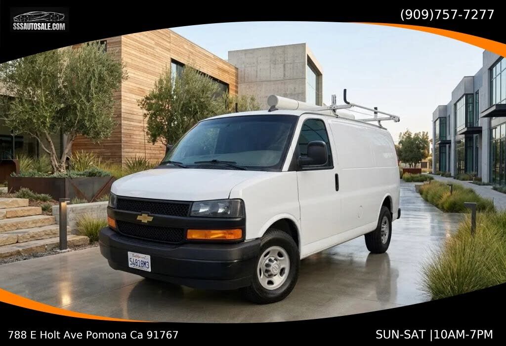 2018 CHEVROLET Express
