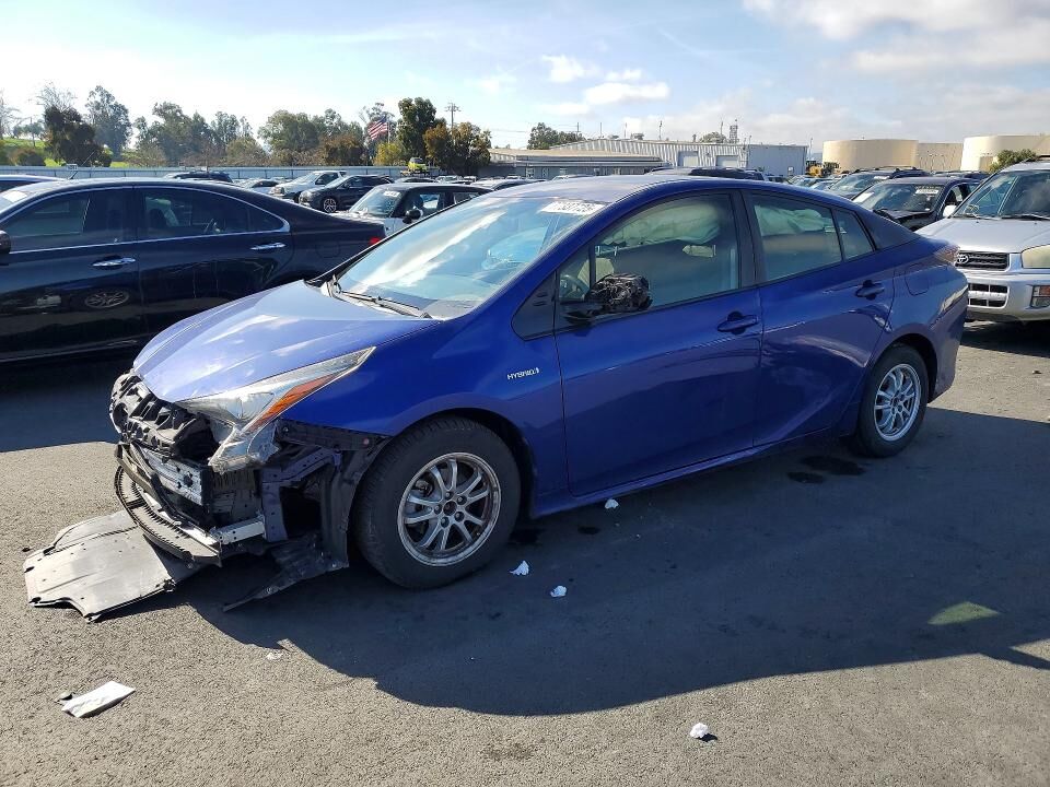 2016 TOYOTA PRIUS