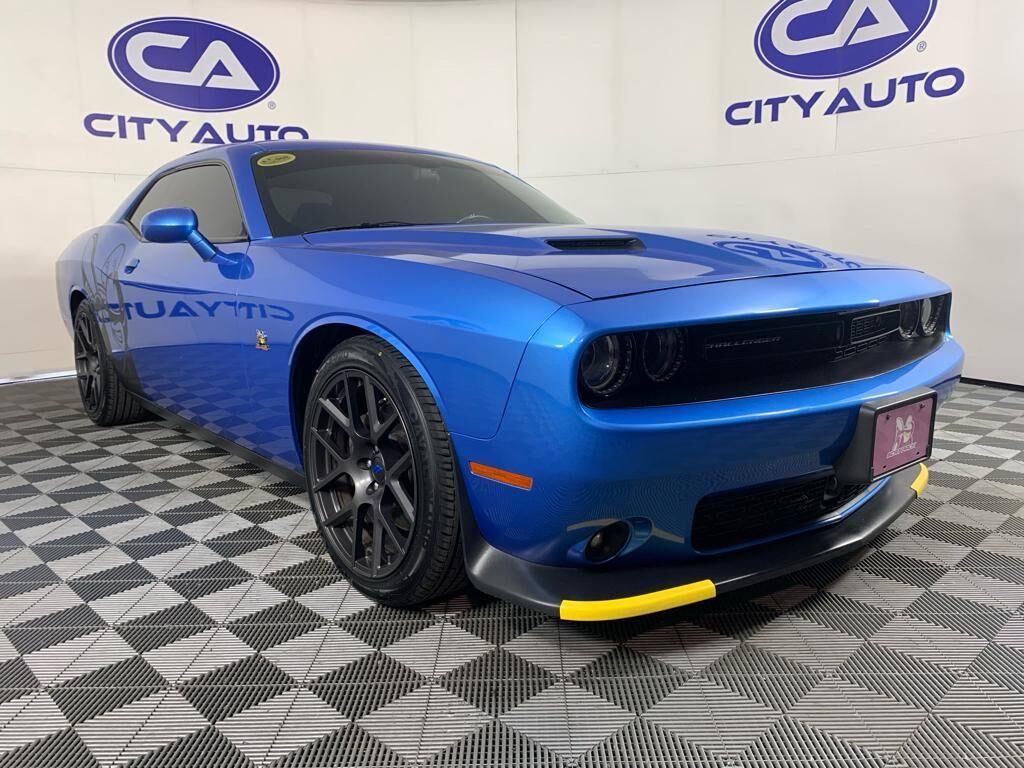 2016 DODGE Challenger